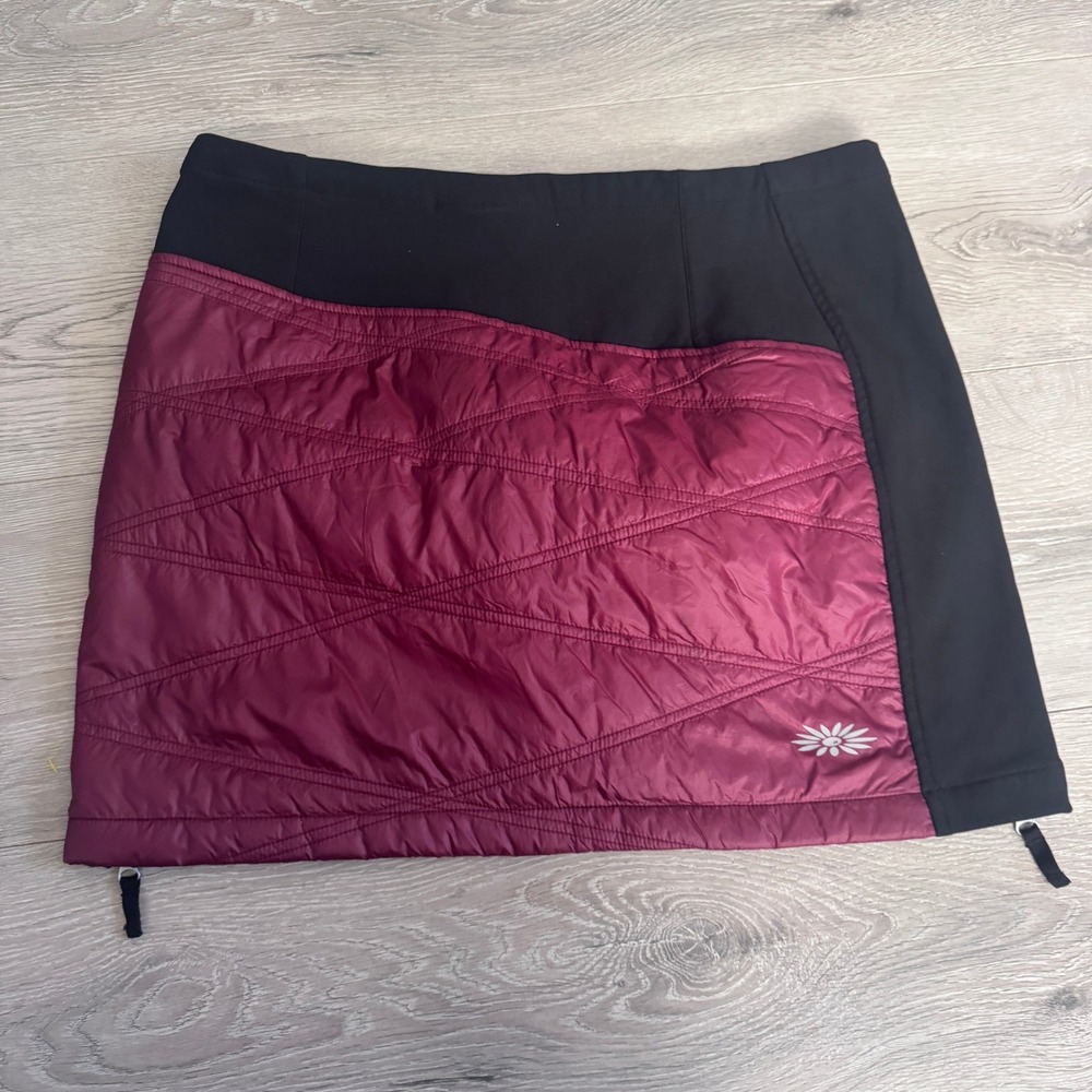 SKHOOP Karolin Short Insulated Skirt Burgundy Quilted Primaloft Mini Large